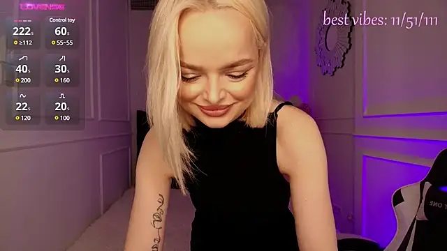 horny blondiee online show from 02.22.25