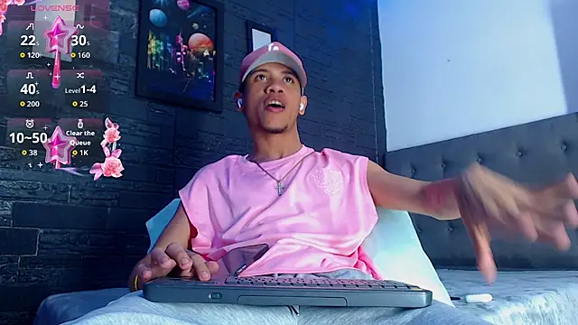 Romancartier 1 online show from 10.18.25