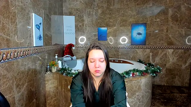 Snapshot of Mira_Karter chatting on 01.18.25 Mira Karter online show from 01.18.25