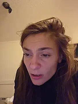 Snapshot of dosynophia2 chatting on 05.22.26 dosynophia2 online show from 05.22.26