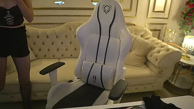 Inessa Song online show from 12.22.24