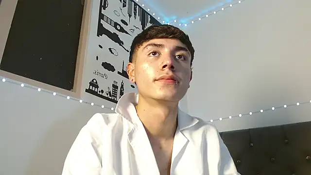 Snapshot of Im_juanda chatting on 12.01.24 Im juanda online show from 12.01.24