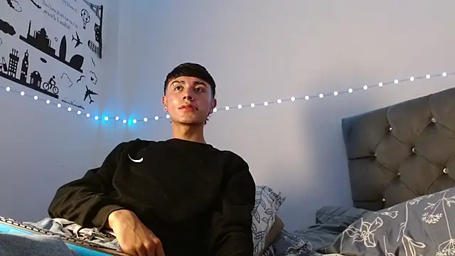 Snapshot of Im_juanda chatting on 03.15.25 Im juanda online show from 03.15.25