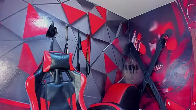 Hana and Zeta online show from 01.13.26