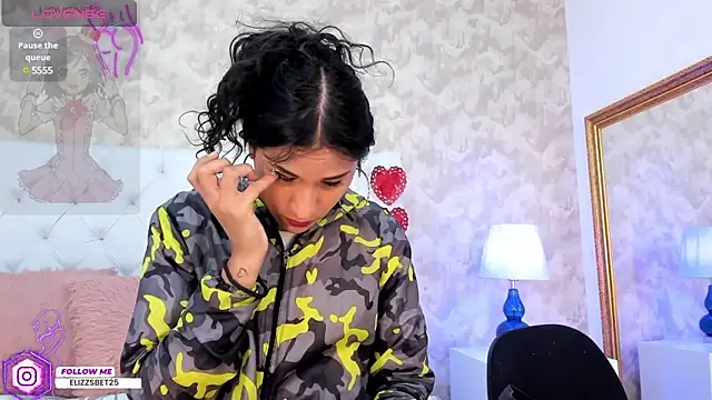 Eliza Thaylor   online show from 03.21.25