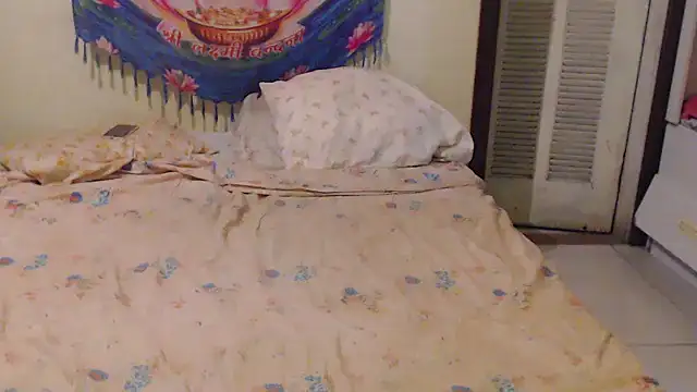 MissRebeka online show from 03.13.25