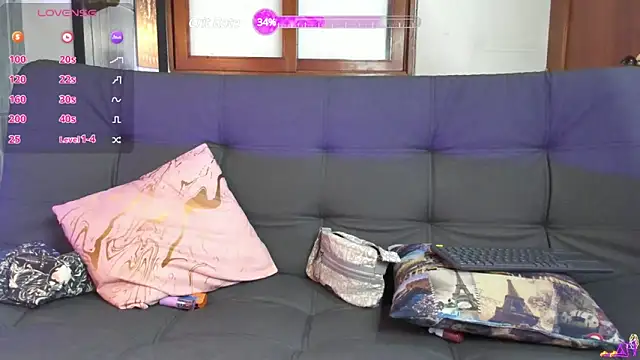 Snapshot of karla_999 chatting on 02.15.25 karla 999 online show from 02.15.25