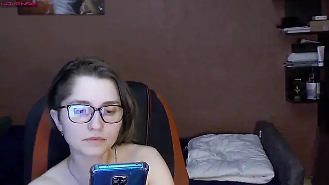 womanstrong78 online show from 03.02.25