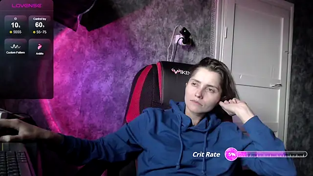 womanstrong78 online show from 09.14.25