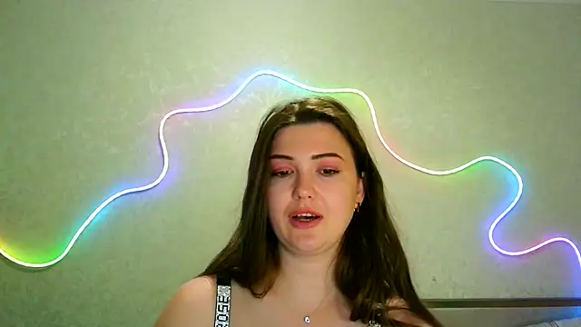 Snapshot of SeductiveTati chatting on 06.25.26 SeductiveTati online show from 06.25.26