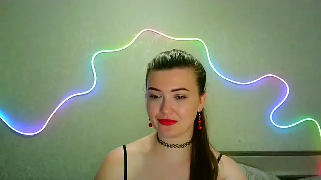 Snapshot of SeductiveTati chatting on 07.15.26 SeductiveTati online show from 07.15.26