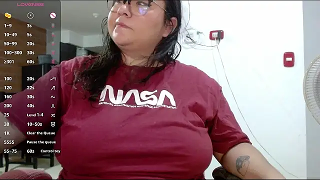 CinnamonCookiez online show from 12.21.24