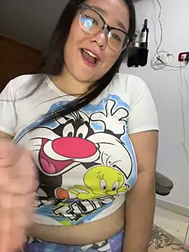 CinnamonCookiez online show from 12.25.24