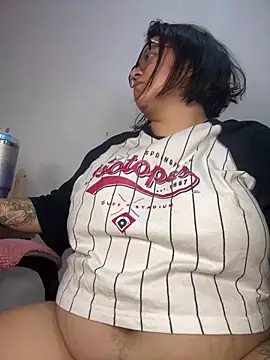 CinnamonCookiez online show from 10.16.25