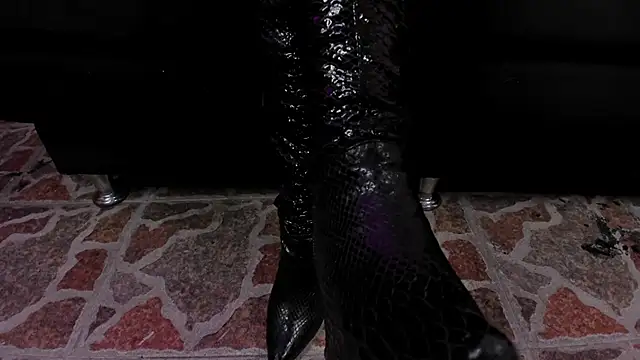 lilith-deveraux online show from 02.26.25