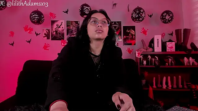 lilith-deveraux online show from 11.20.25