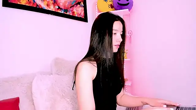 Manuelaa mejiia online show from 02.20.25