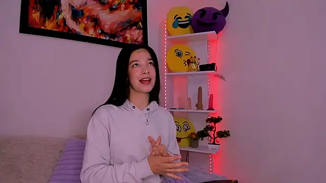 Manuelaa mejiia online show from 10.10.25