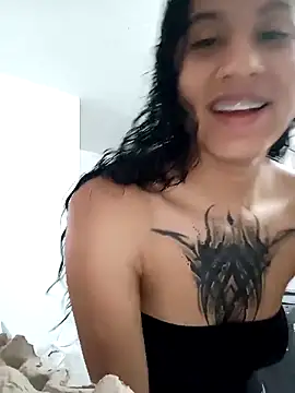 Karii-R online show from 04.15.26