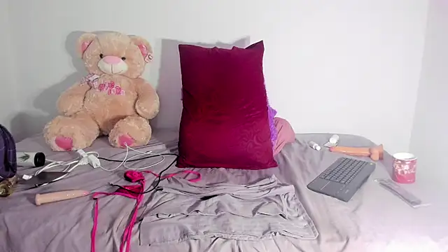 Arantza Hill online show from 03.15.25