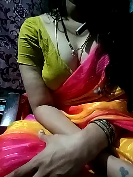 Snapshot of gunjan22 chatting on 12.05.24 gunjan22 online show from 12.05.24