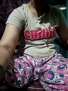 Snapshot of gunjan22 chatting on 01.07.25 gunjan22 online show from 01.07.25