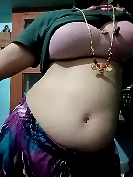 Snapshot of gunjan22 chatting on 01.11.25 gunjan22 online show from 01.11.25