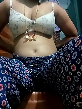 Snapshot of gunjan22 chatting on 01.12.25 gunjan22 online show from 01.12.25