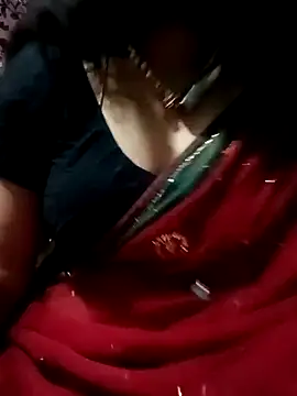 Snapshot of gunjan22 chatting on 02.18.25 gunjan22 online show from 02.18.25