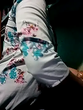 Snapshot of gunjan22 chatting on 03.14.25 gunjan22 online show from 03.14.25