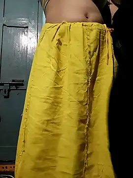 Snapshot of gunjan22 chatting on 09.19.25 gunjan22 online show from 09.19.25