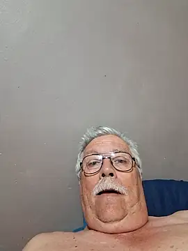 NawtyB1965 online show from 10.25.25