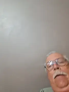 Snapshot of NawtyB1965 chatting on 02.14.26 NawtyB1965 online show from 02.14.26