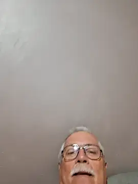 NawtyB1965 online show from 04.10.26