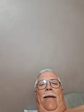 NawtyB1965 online show from 04.13.26