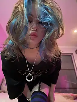 MaddisonHaas online show from 02.04.25