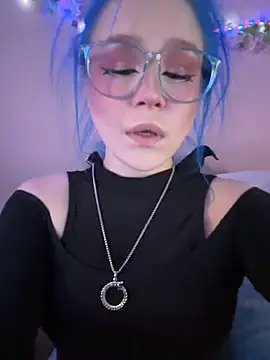 MaddisonHaas online show from 10.10.25