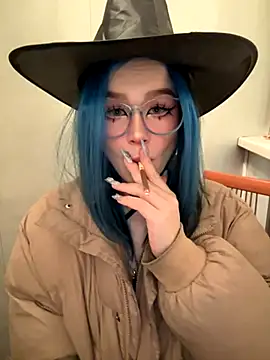 MaddisonHaas online show from 10.31.25