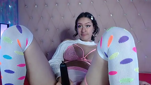 Nina Ethan online show from 12.03.24