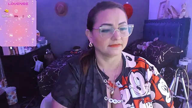 Snapshot of Ivonnee__ chatting on 01.08.25 Ivonnee   online show from 01.08.25