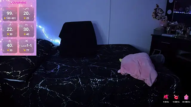 Snapshot of Ivonnee__ chatting on 01.15.25 Ivonnee   online show from 01.15.25