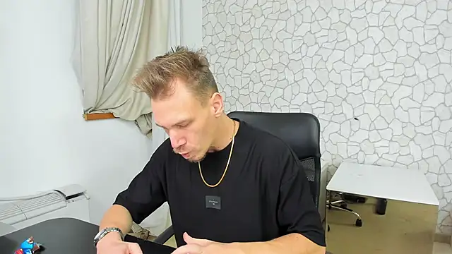 MateoBenjaminX online show from 01.06.25