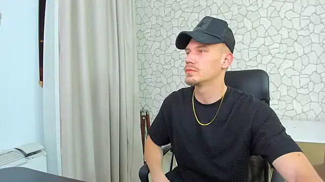 MateoBenjaminX online show from 01.20.25