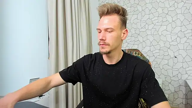 MateoBenjaminX online show from 02.02.25