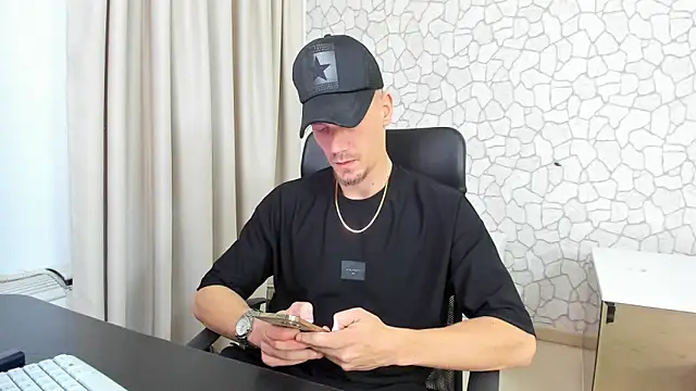 MateoBenjaminX online show from 02.08.25