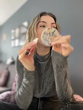 Mia Ethan online show from 03.13.26