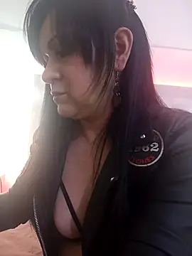 jescaoporto4 online show from 11.08.25