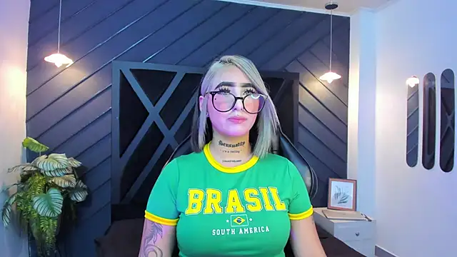 Alahia Dangelo online show from 09.12.25