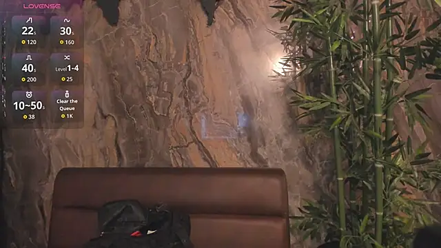 Alahia Dangelo online show from 12.02.25