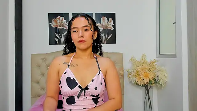 Snapshot of amaranta_f00x chatting on 07.18.26 amaranta f00x online show from 07.18.26